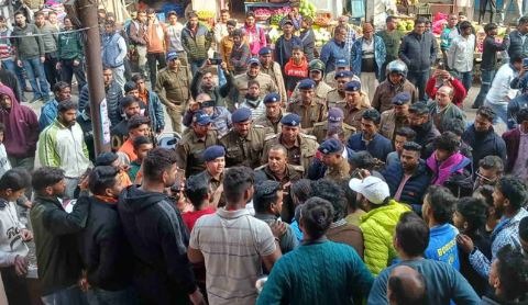 कोटद्वार में बवाल