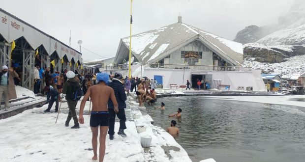हेमकुंड साहिब कपाट खुलने की तारीख