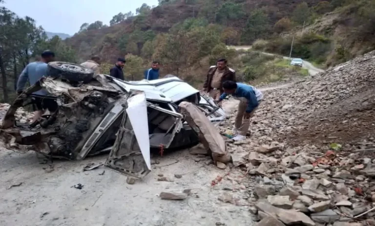 अल्मोड़ा सड़क हादसा