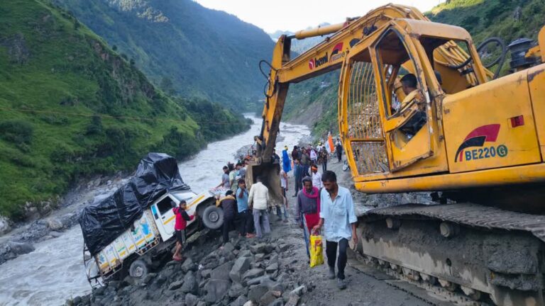 उत्तरकाशी पापड़गाड़ हादसा
